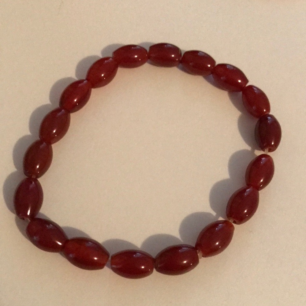 NWOT dark red beaded bracelet